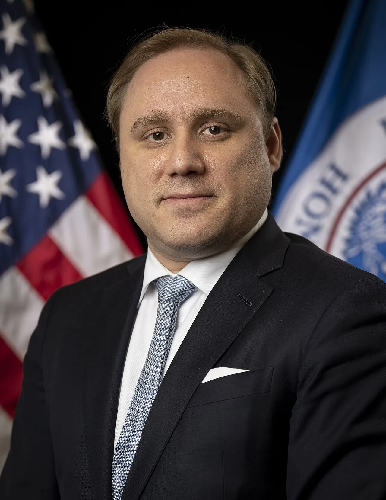 File:Dmitri Alperovitch, official portrait, Homeland Security Council.jpg