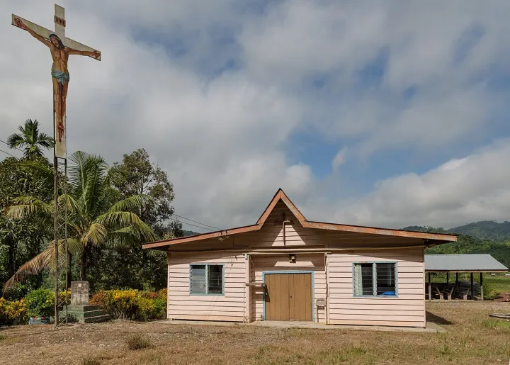 Paginatan Sabah Catholic-Church-St-Peter-02