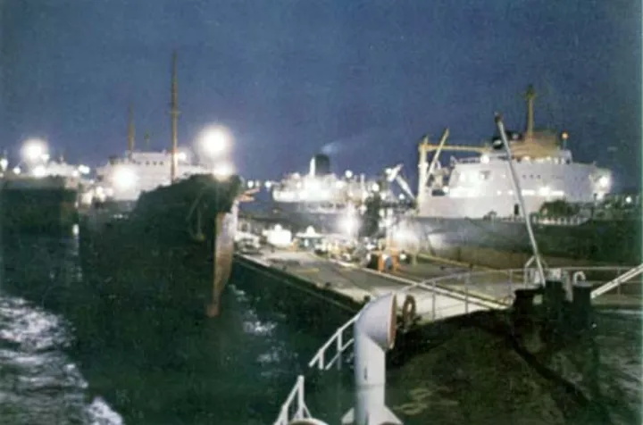 Ras Tanura at night, Saudi Arabia in the 1960s 12
