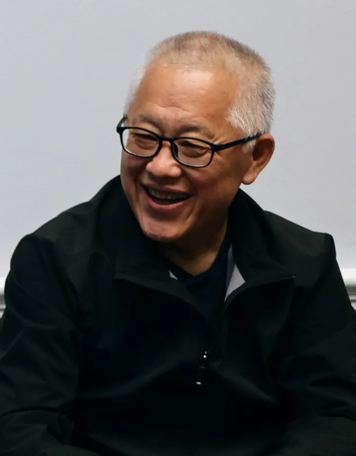 Ezra Jin (cropped) 02