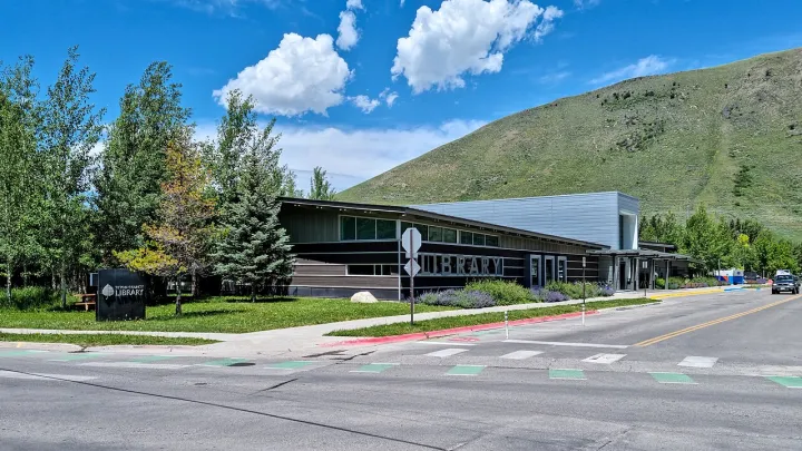 Jackson (WY, USA), Teton County Library -- 2022 -- 125527
