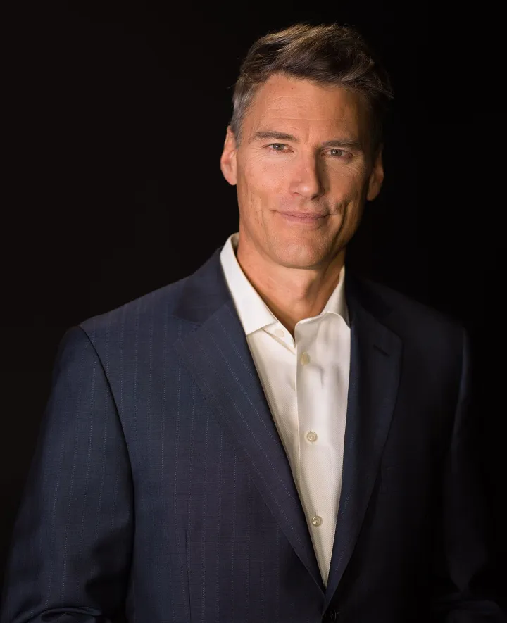 Gregor Robertson (Wikidata P18)