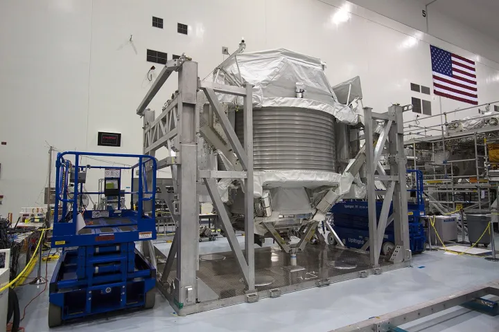 STS-134 Alpha Magnetic Spectrometer in the Space Station Processing Facility