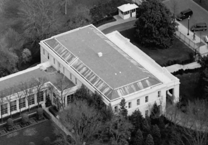 White House East Wing from SE in 1992