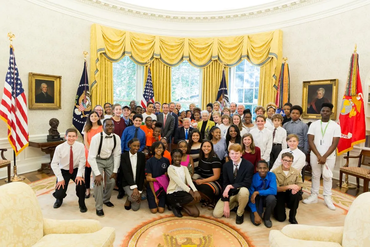 File:President Donald J. Trump signs a Presidential Memorandum Expanding Access to High Quality STEM and Computer Science Education (36747547804).jpg