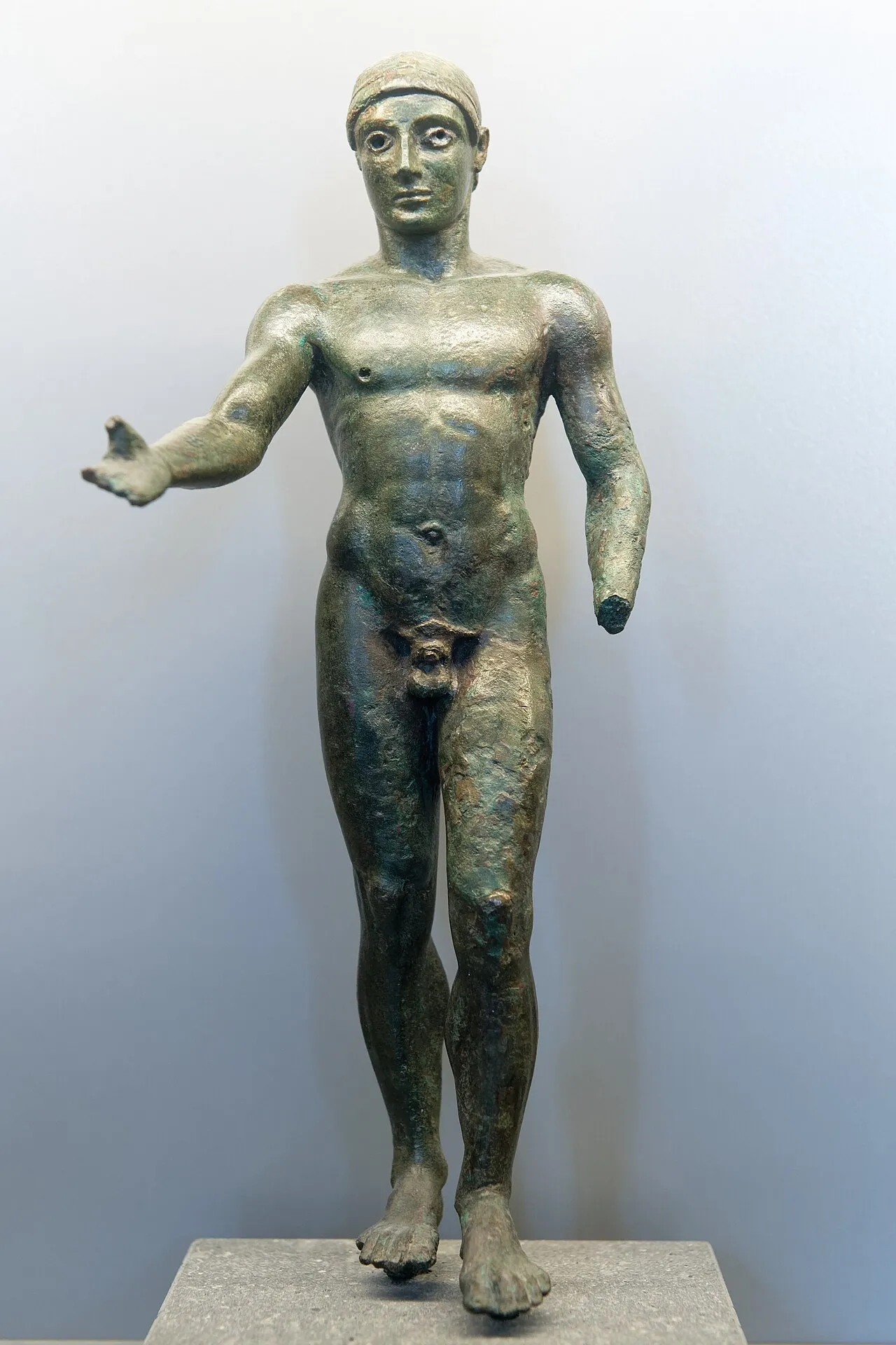 File:Victorious athlete Louvre MND1891.jpg