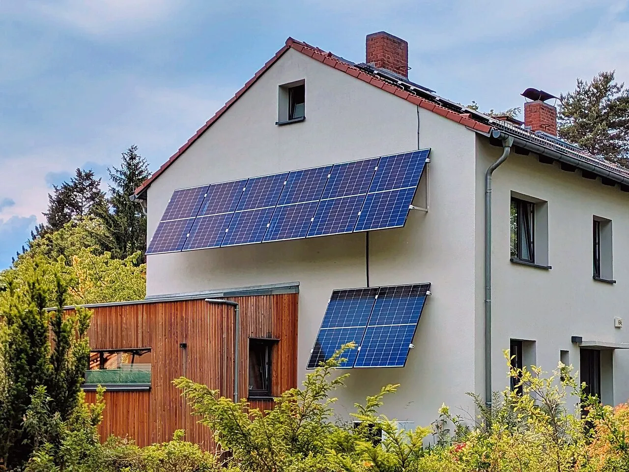 Plug-in solar panels are coming to a shop near you