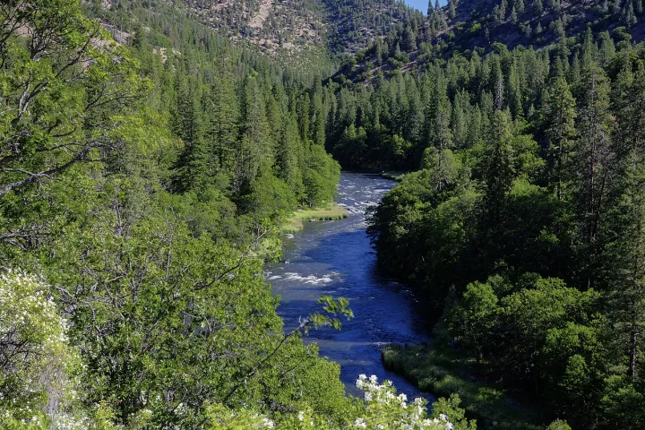 Klamath River (28310028655)