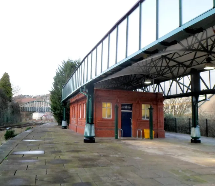 British Transport Police office, Pontypridd railway station - geograph.org.uk - 3450502