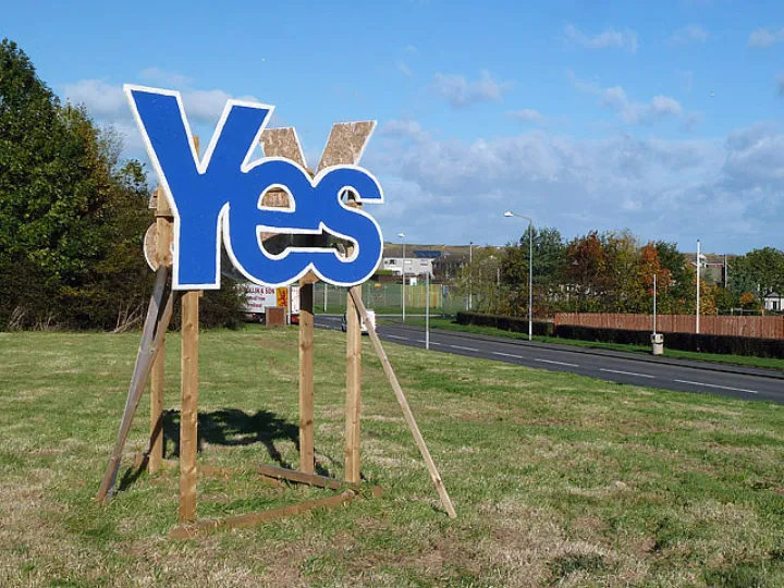 A Scottish Independence Referendum campaign sign at Eyemouth - geograph.org.uk - 4215869