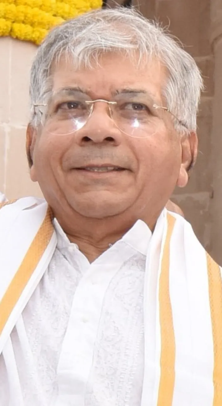 Prakash Ambedkar (Wikidata P18)