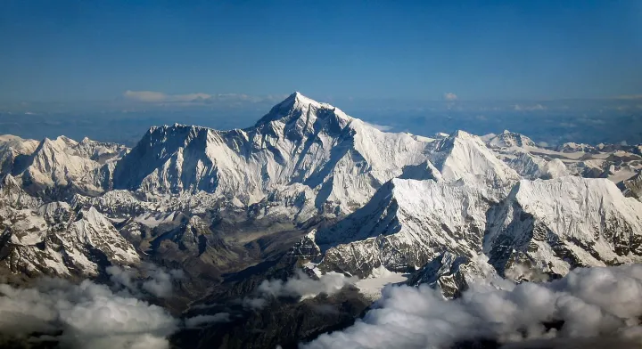 Mount Everest as seen from Drukair2 PLW edit