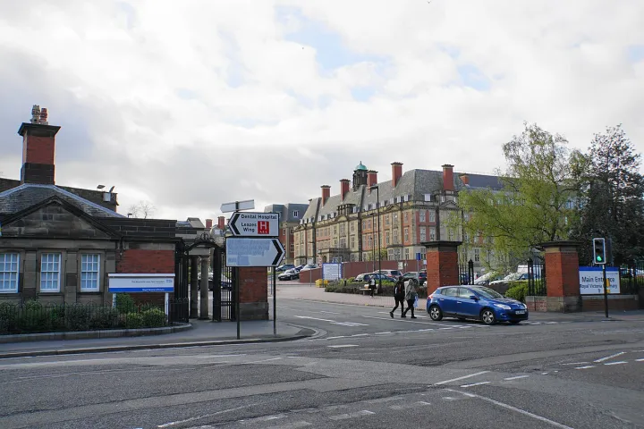 Royal Victoria Infirmary - geograph.org.uk - 5394288