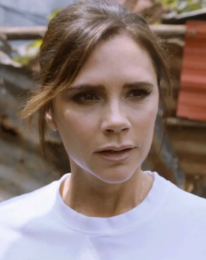 VictoriaBeckham2018-2-Crop