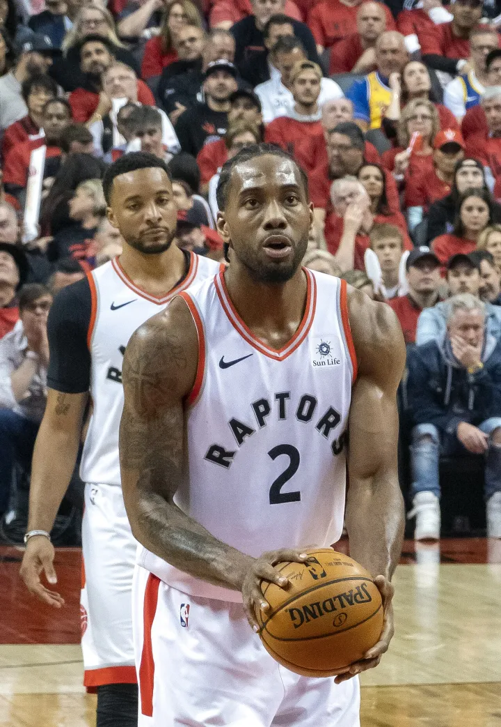 Kawhi Leonard (Wikidata P18)