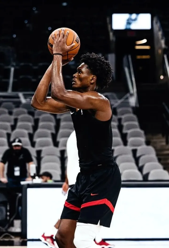 Amen Thompson3