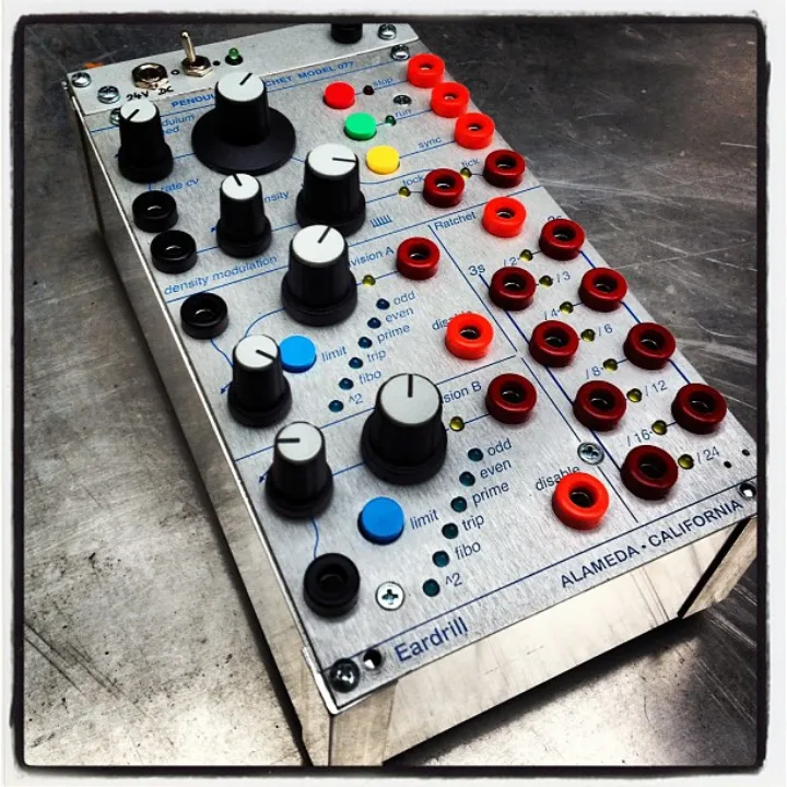 Eardrill 077 Pendulum-Ratchet module (Trigger generator) for Buchla