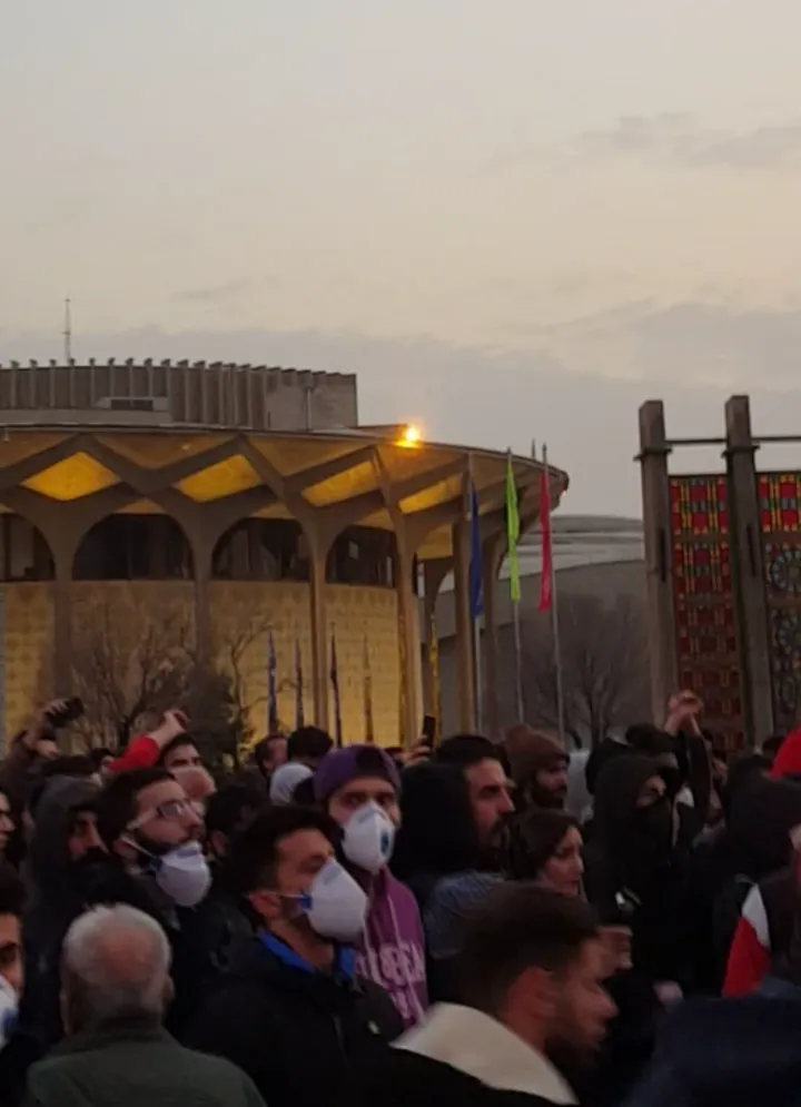 Protests against corruption and government in Tehran, 2017-12-30 (cropped)