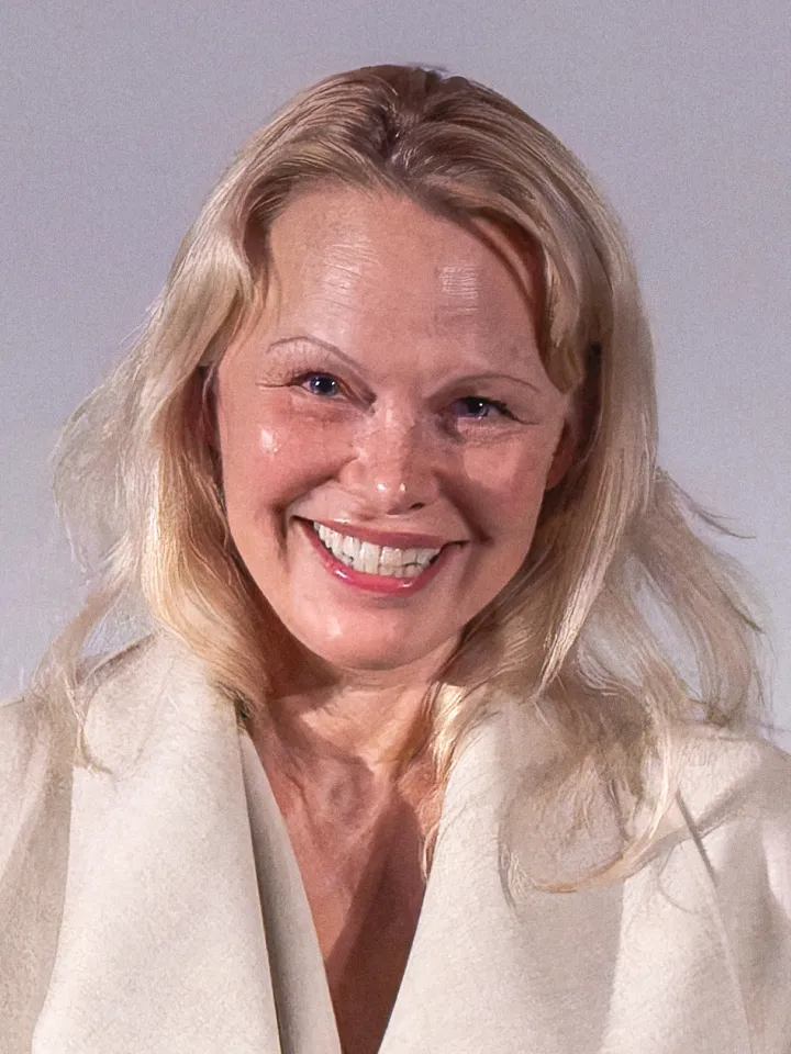 Pamela Anderson 2025 (cropped)