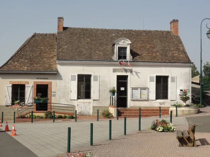 Souligné-sous-Ballon (Sarthe) mairie