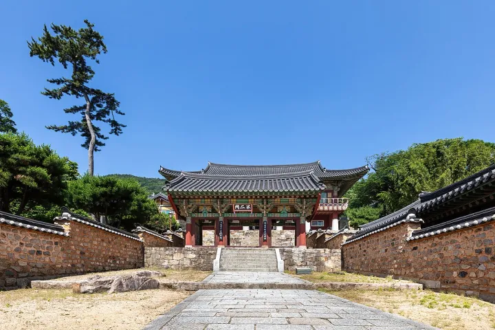 Burimun gate and pine under blue sky at Beomeosa temple in Busan, South Korea