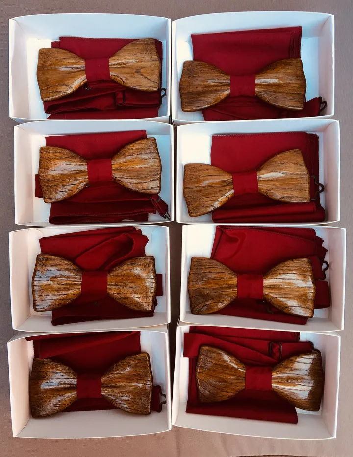 Wooden bow ties with ivory fabric