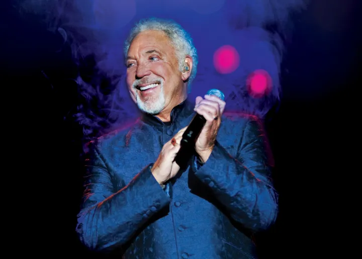 Tom Jones 2016