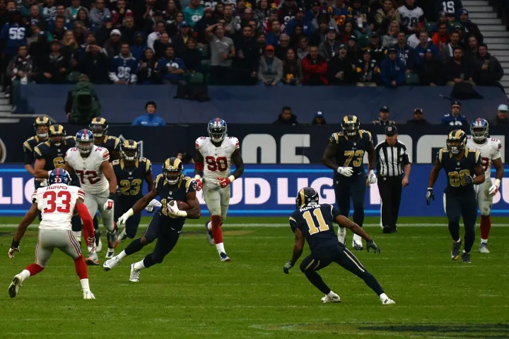Kenny britt rams 2016