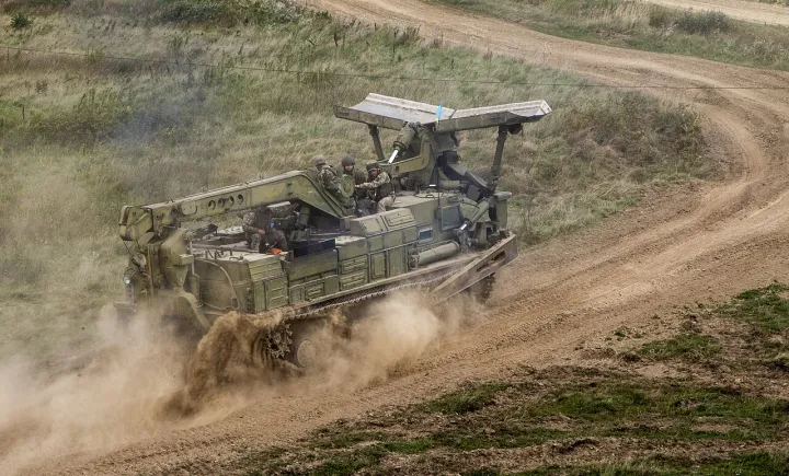 U S and Ukraine coordinate exercises during RT19 (5760327)