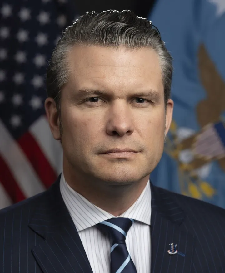 Secretary Pete Hegseth official portrait (cropped)