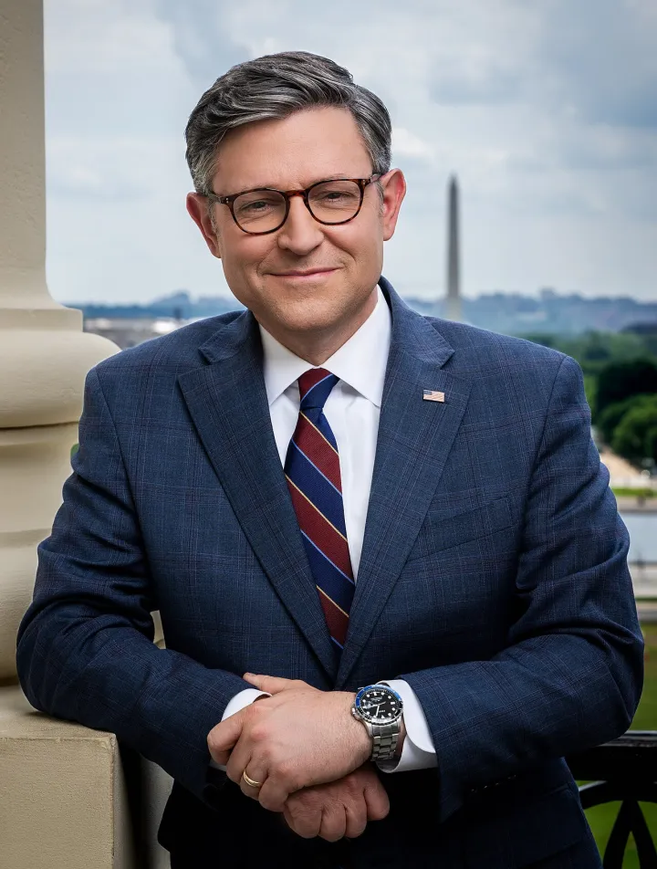 Speaker Mike Johnson Official Portrait (cropped)(b)