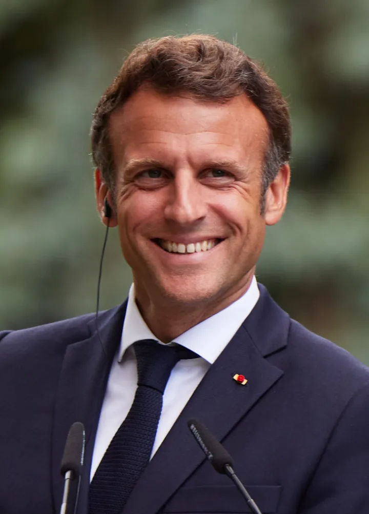 Emmanuel Macron June 2022 (cropped)