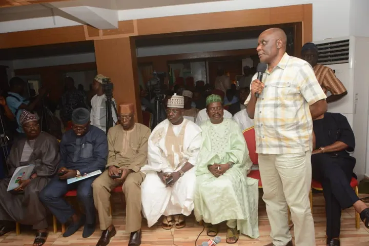 APC 2019 governorship primaries committees swearing in