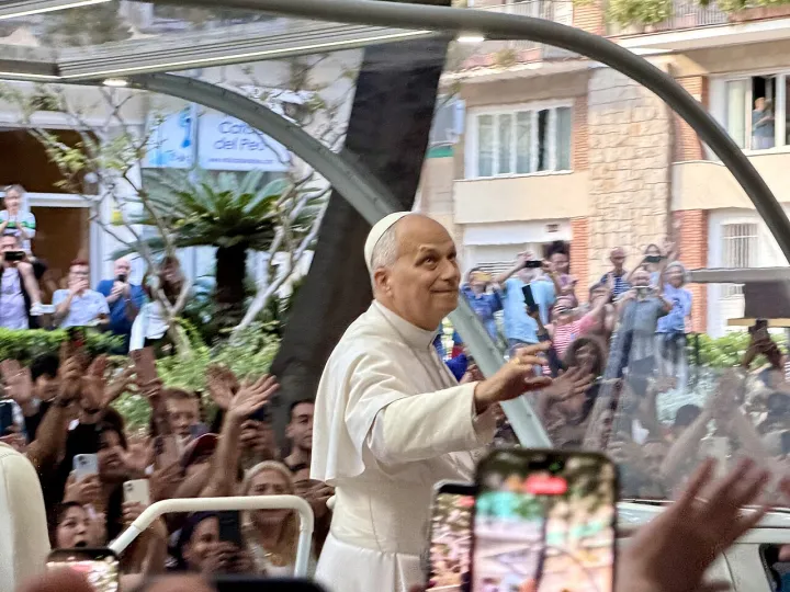 Pope Leo XIV greeting crowds in Barcelona during his apostolic visit to Spain, 10 June 2026