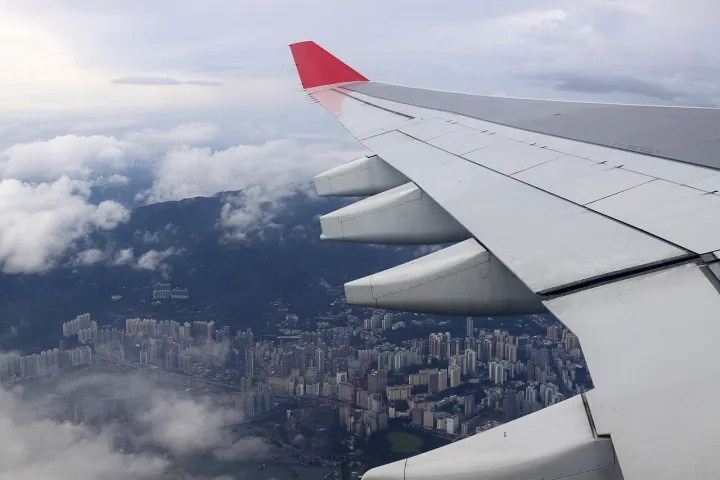 KA 874 - B-HYF - Hong Kong - Shanghai (6799793021)