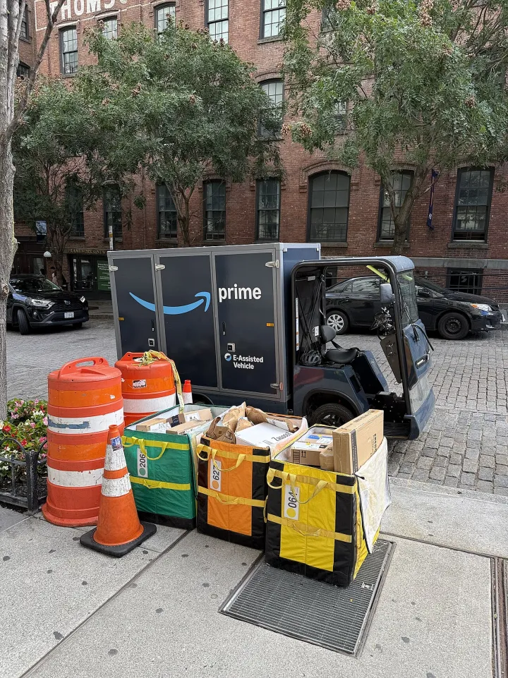 Amazon Prime E-Assisted vehicle in Brooklyn, NY