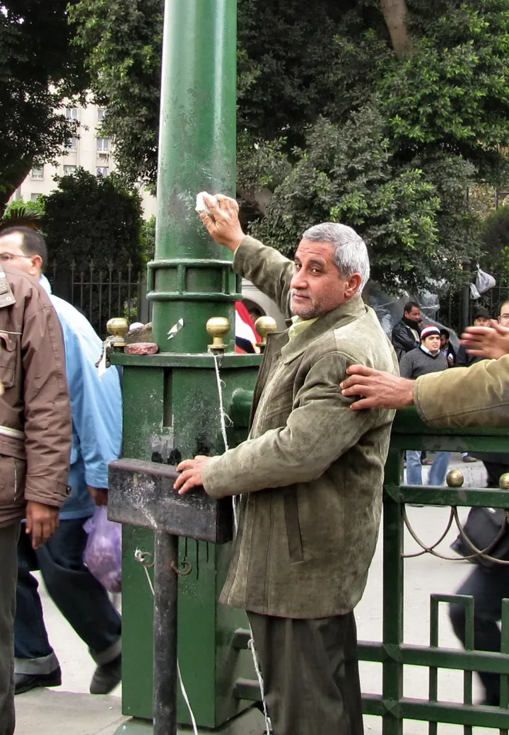 Sounding alarm in Tahrir