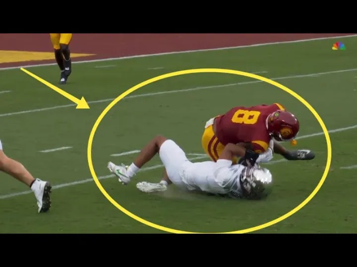 🚨 Oregon QB Dante Moore CARTED OFF pitch INJURY vs USC Trojans | Moore vs Stephens ll | USC vs Ducks