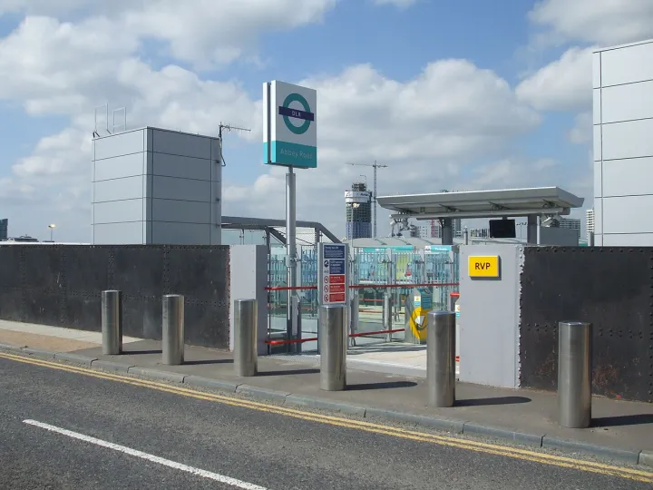 Abbey Road stn south entrance