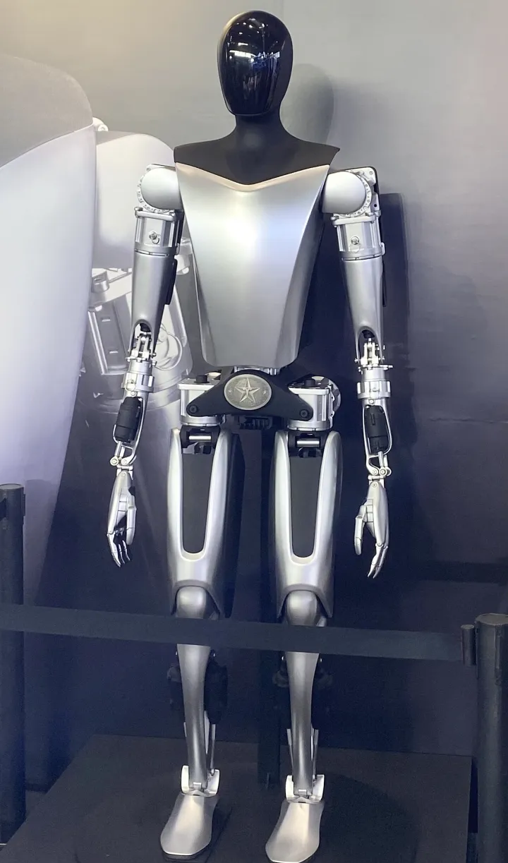 Tesla Optimus