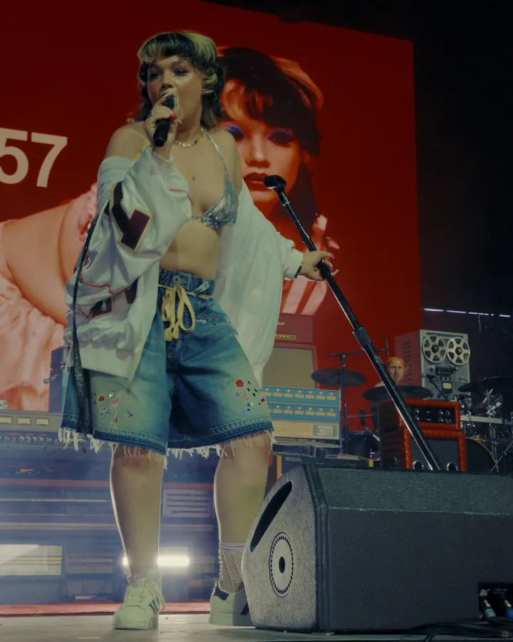 Lola Young performing in 2025