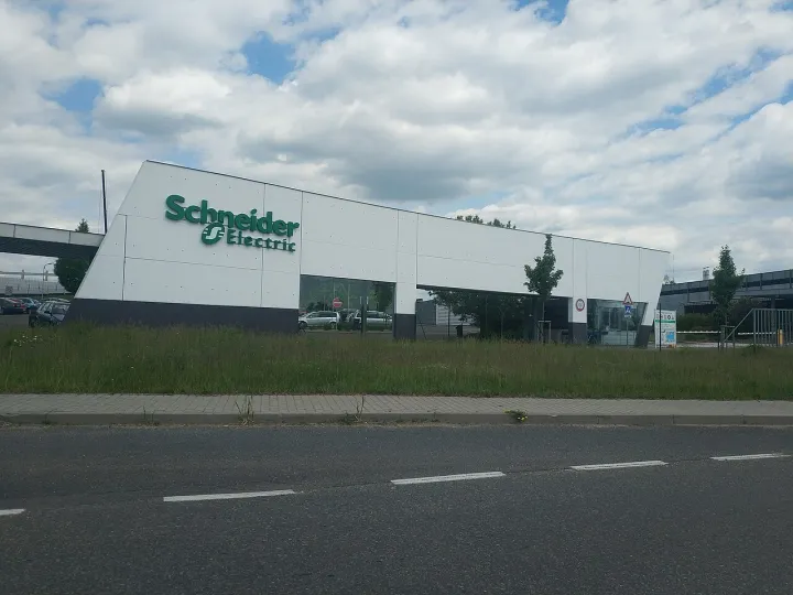 Písek, Schneider Electric