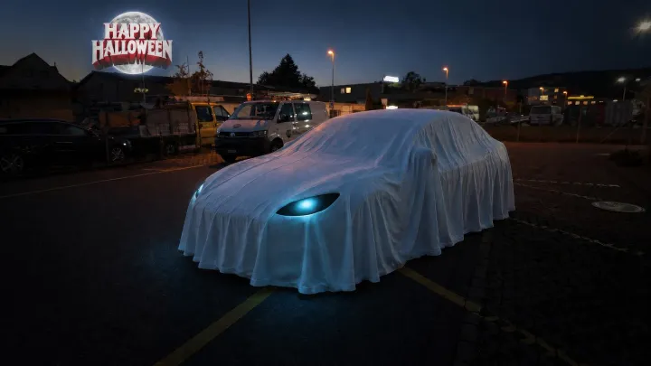 Tesla Halloween Update v2026.38.3