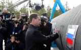 Dmitriy Medvedev Nord Stream 9 April 2010.jpeg