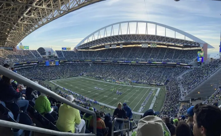 Seahawks-V-Rams-10-7-2021