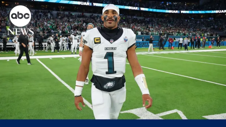 Eagles' QB Jalen Hurts to remain sidelined due to blood clots in lungs