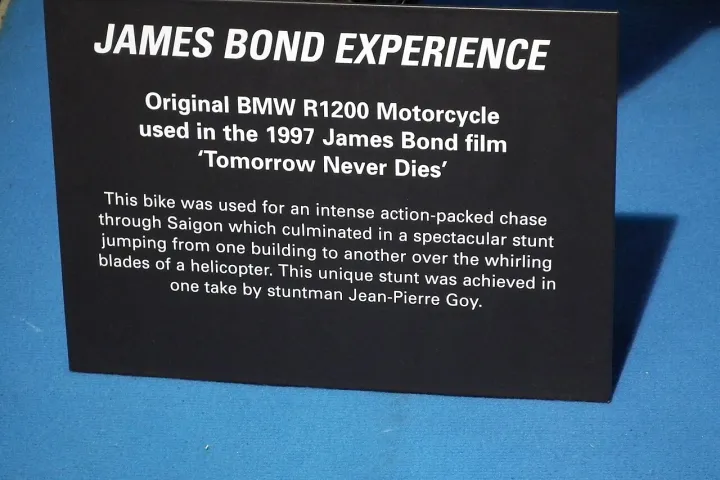 1997 BMW R 1200 C motorcycle - James Bond (5962981785)