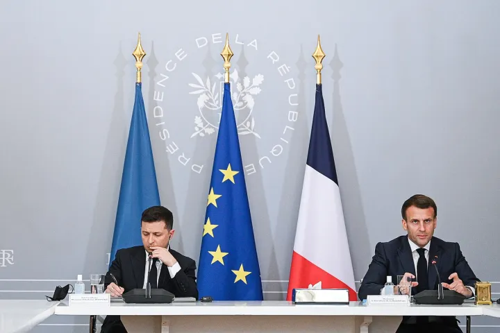 President of Ukraine Volodymyr Zelenskyy and President of France Emmanuel Macron meet in France, 16 April 2021