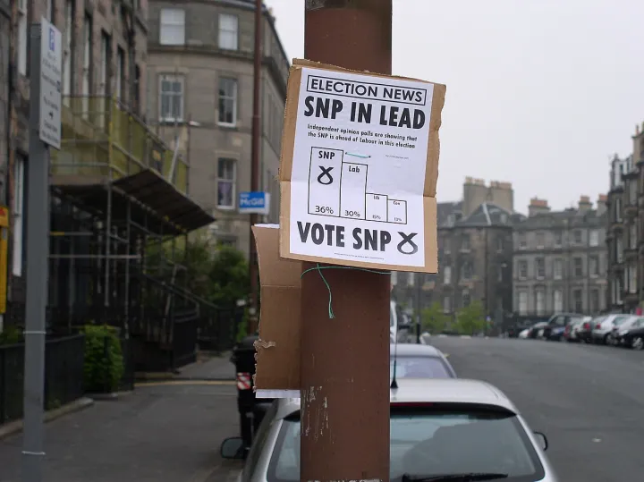 "SNP in Lead" sign