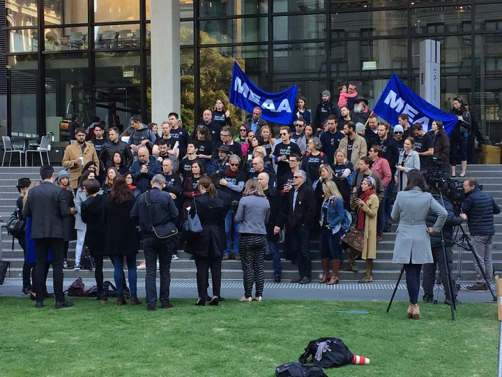 Fairfax journalists demonstrate outside Media House against Fairfax staff cuts (1)